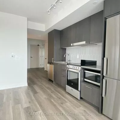 195, Commerce, Vaughan Corporate Centre, Vaughan