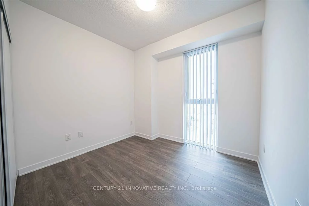 10, Honeycrisp, Vaughan Corporate Centre, Vaughan