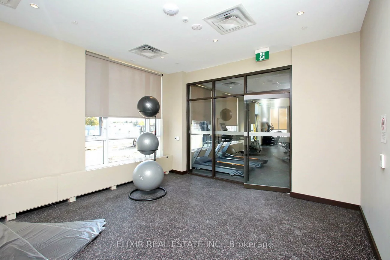 60, Honeycrisp, Vaughan Corporate Centre, Vaughan