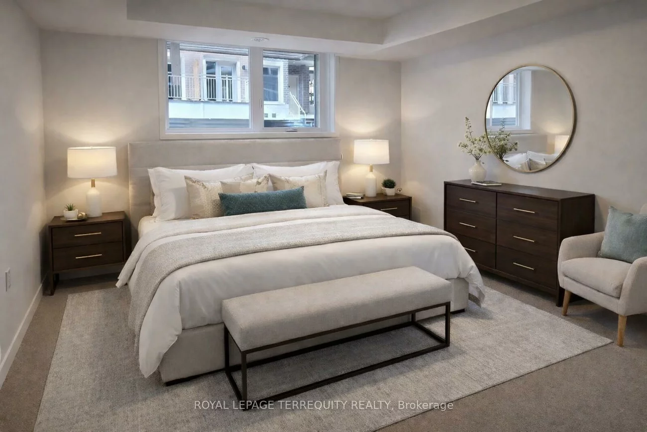 21, Honeycrisp, Vaughan Corporate Centre, Vaughan