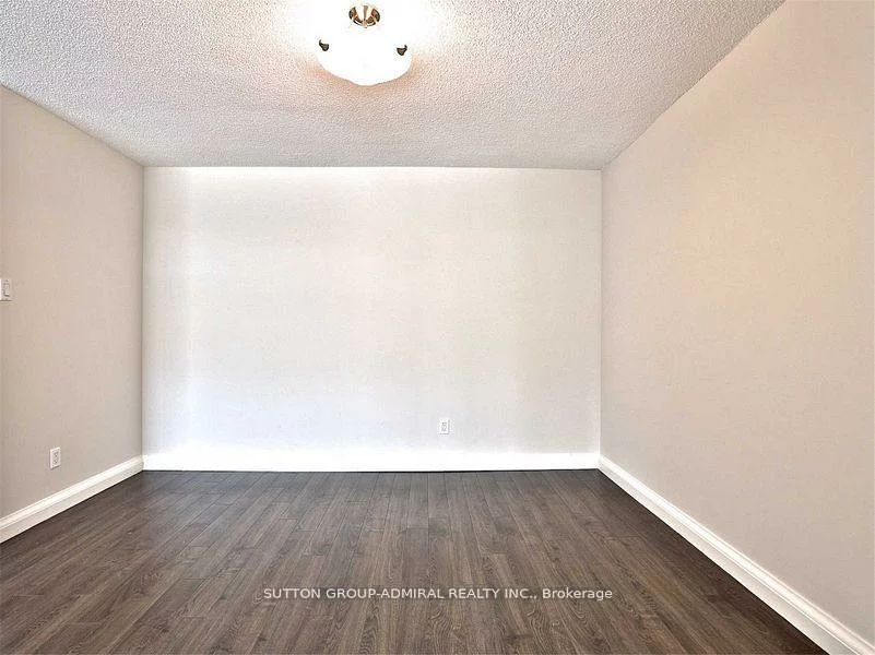 120, Promenade, Brownridge, Vaughan