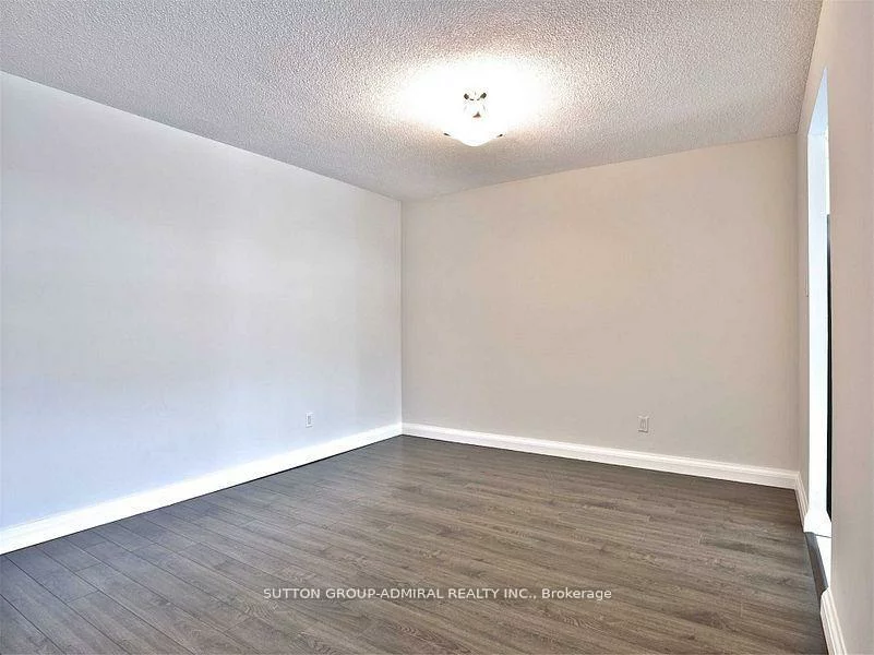 120, Promenade, Brownridge, Vaughan