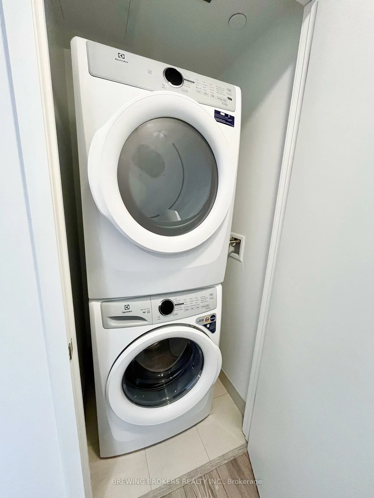 8, Beverley Glen, Beverley Glen, Vaughan