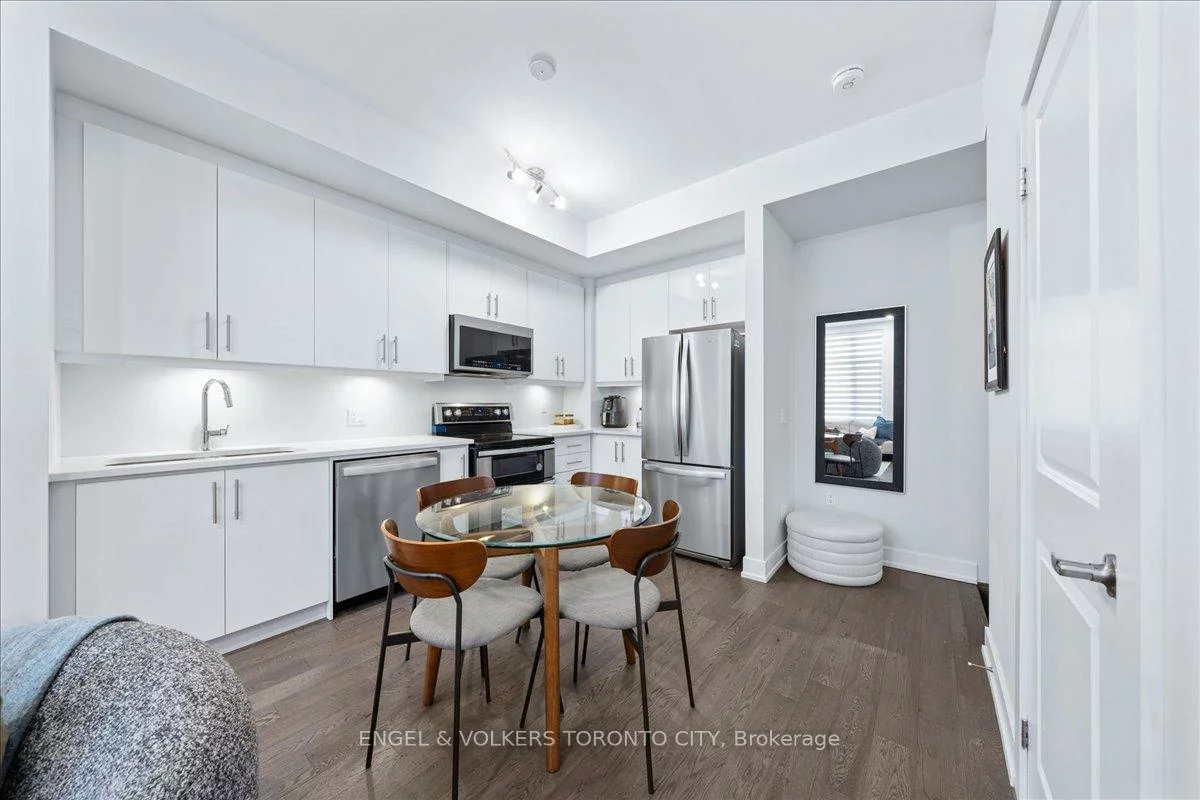 9560, Islington, Sonoma Heights, Vaughan