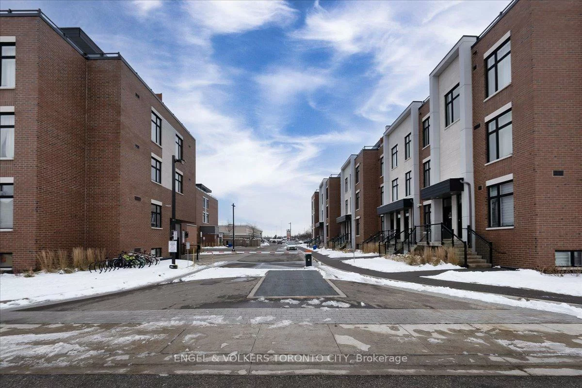 9560, Islington, Sonoma Heights, Vaughan