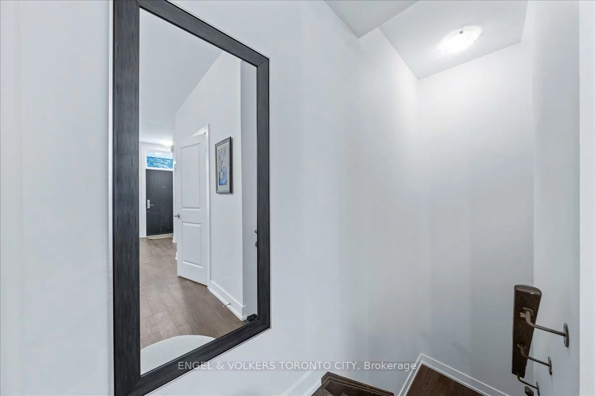 9560, Islington, Sonoma Heights, Vaughan