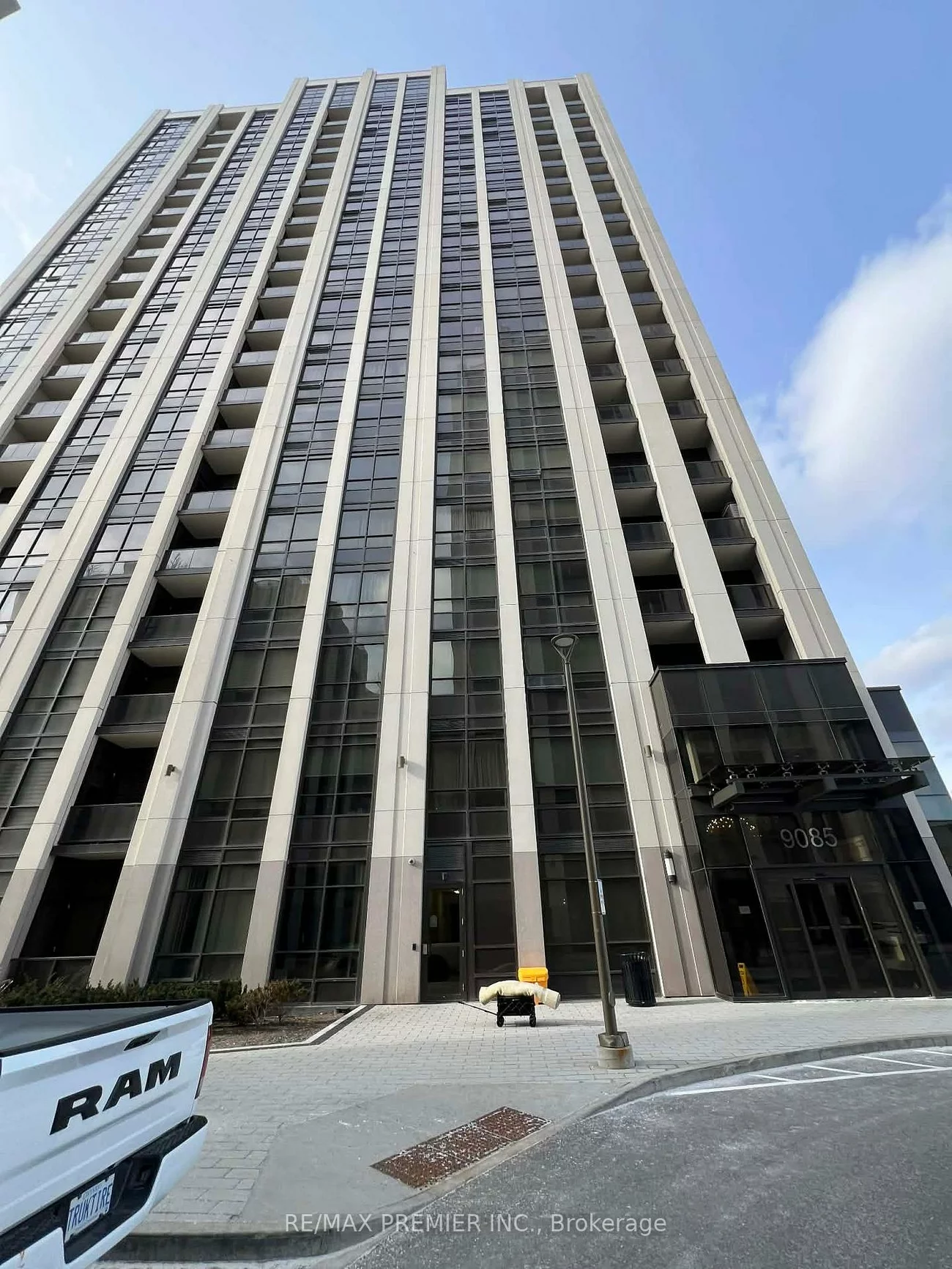 9085, Jane, Concord, Vaughan