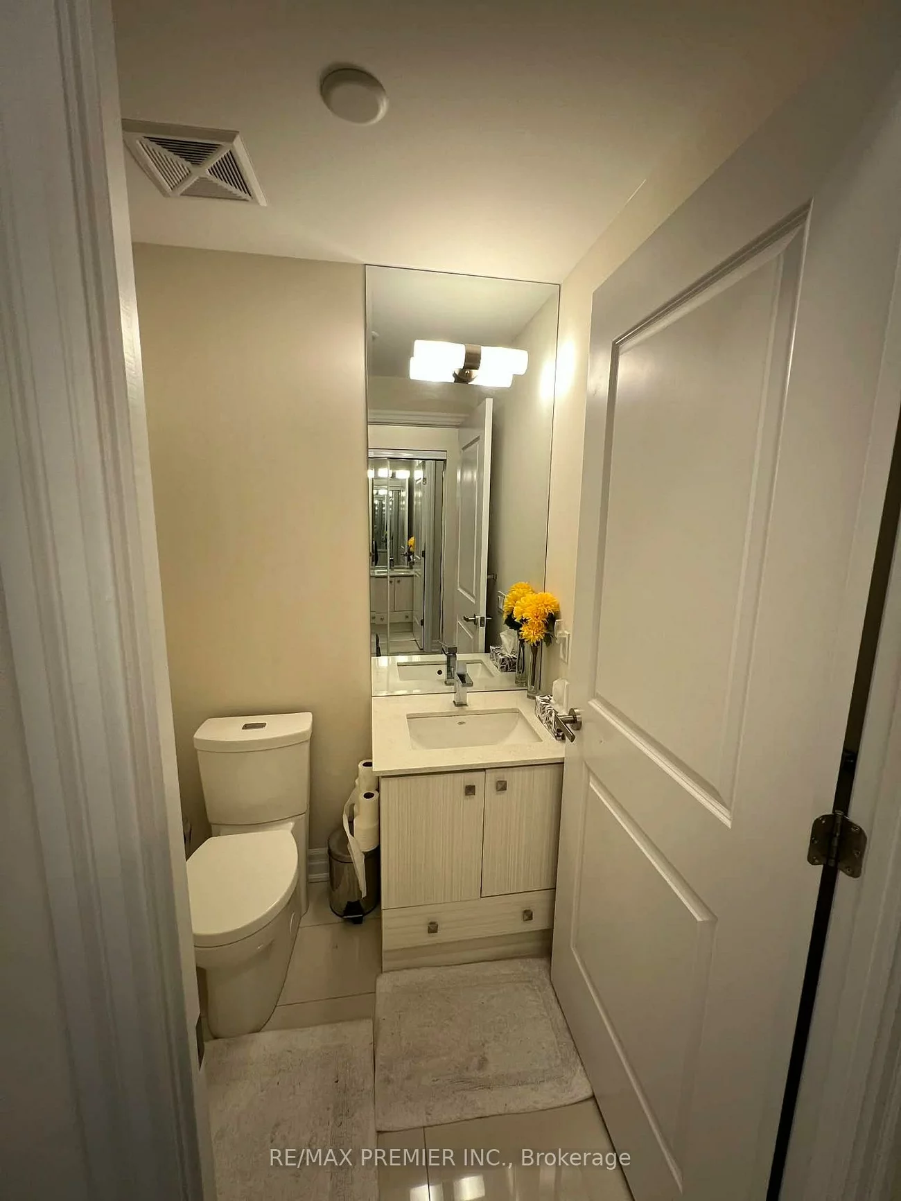 9085, Jane, Concord, Vaughan