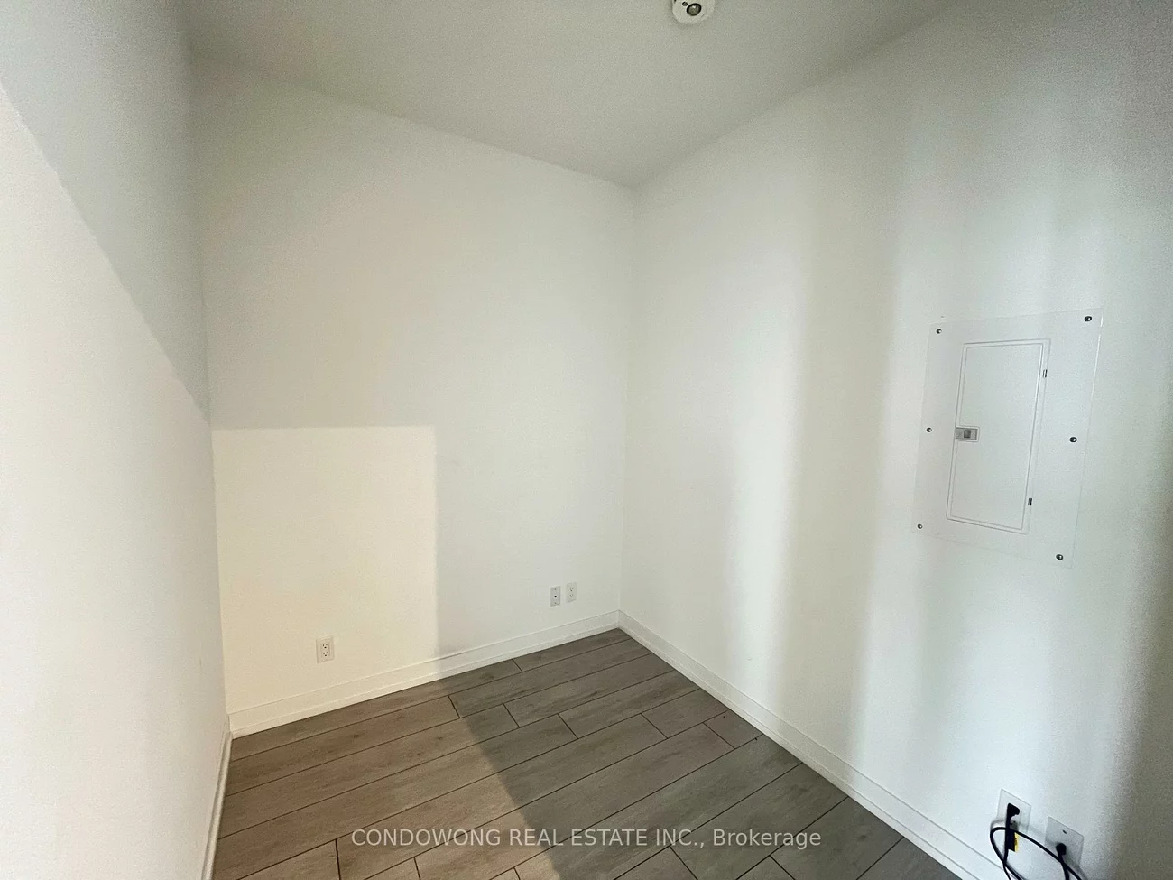 898, Portage, Vaughan Corporate Centre, Vaughan