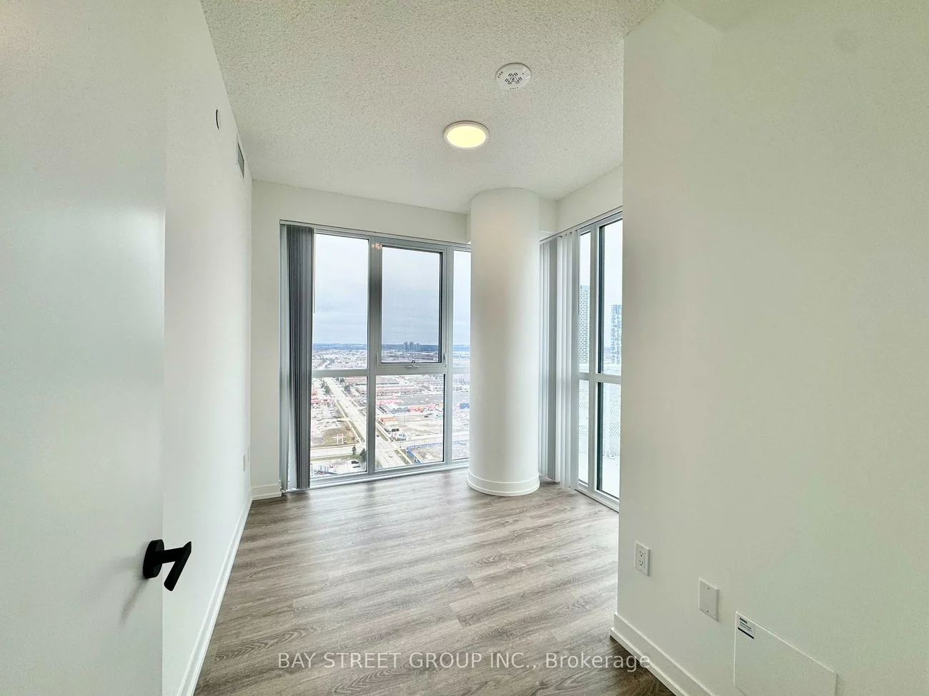 8, Interchange, Vaughan Corporate Centre, Vaughan