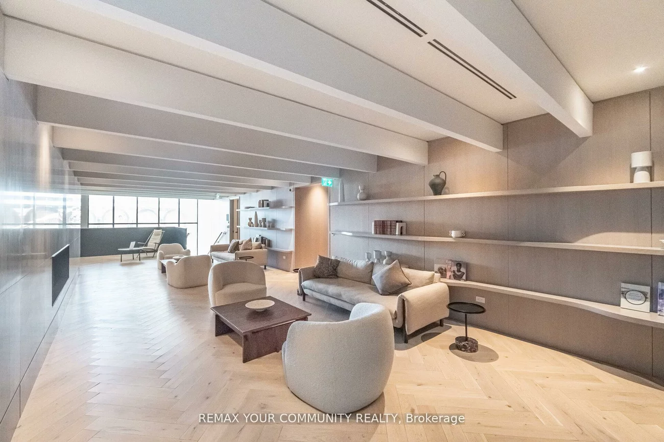 195, Commerce, Vaughan Corporate Centre, Vaughan