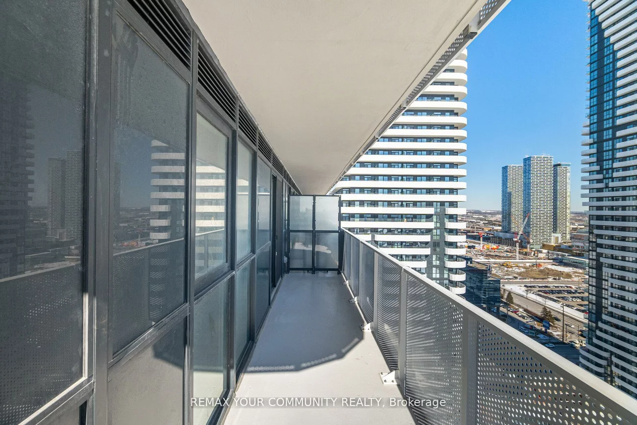 195, Commerce, Vaughan Corporate Centre, Vaughan