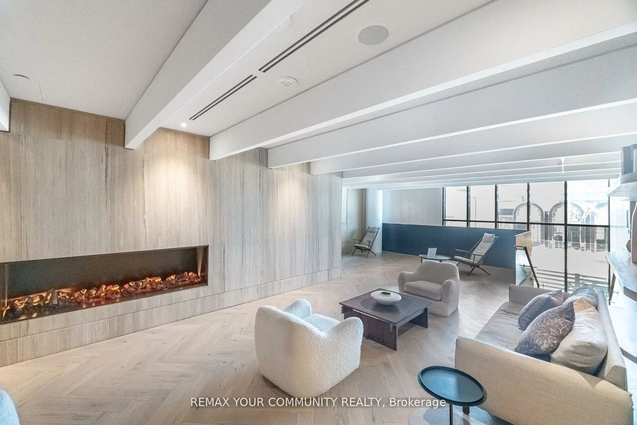 195, Commerce, Vaughan Corporate Centre, Vaughan