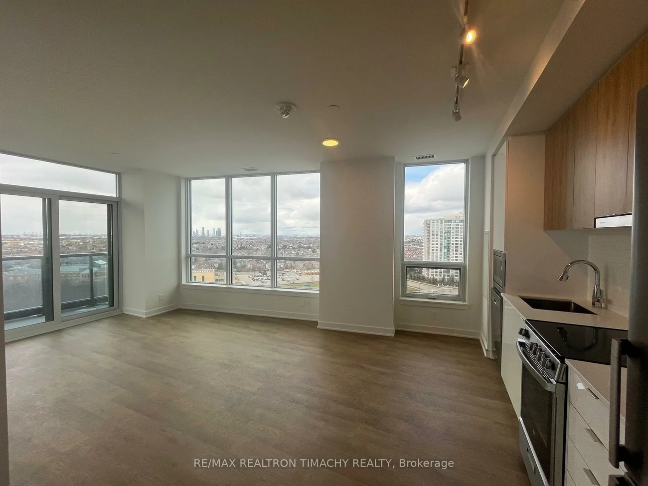 30, Upper Mall, Brownridge, Vaughan