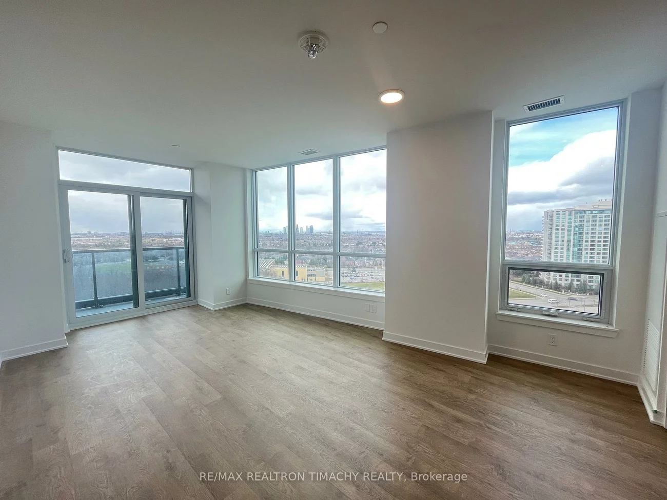 30, Upper Mall, Brownridge, Vaughan