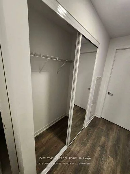 7950, Bathurst, Beverley Glen, Vaughan