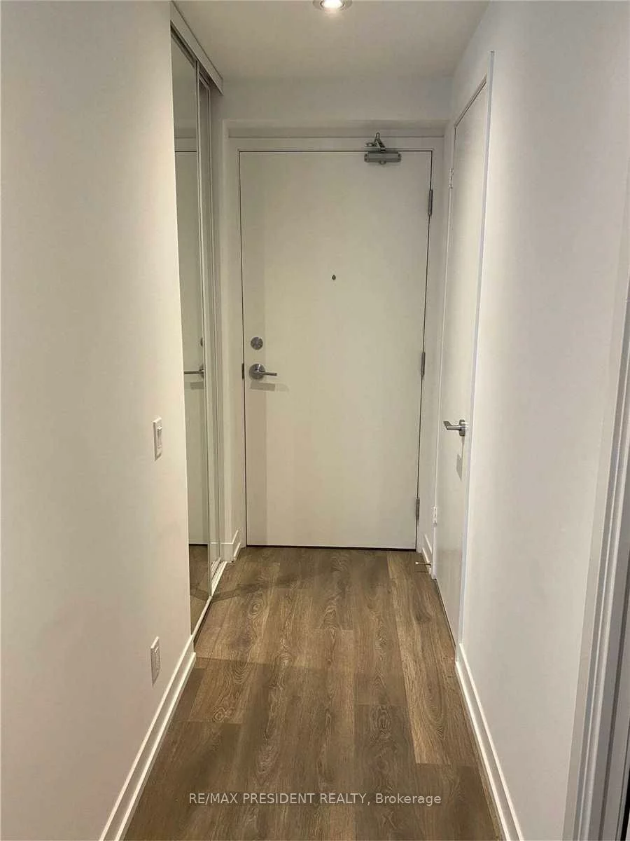 5, Buttermill, Vaughan Corporate Centre, Vaughan