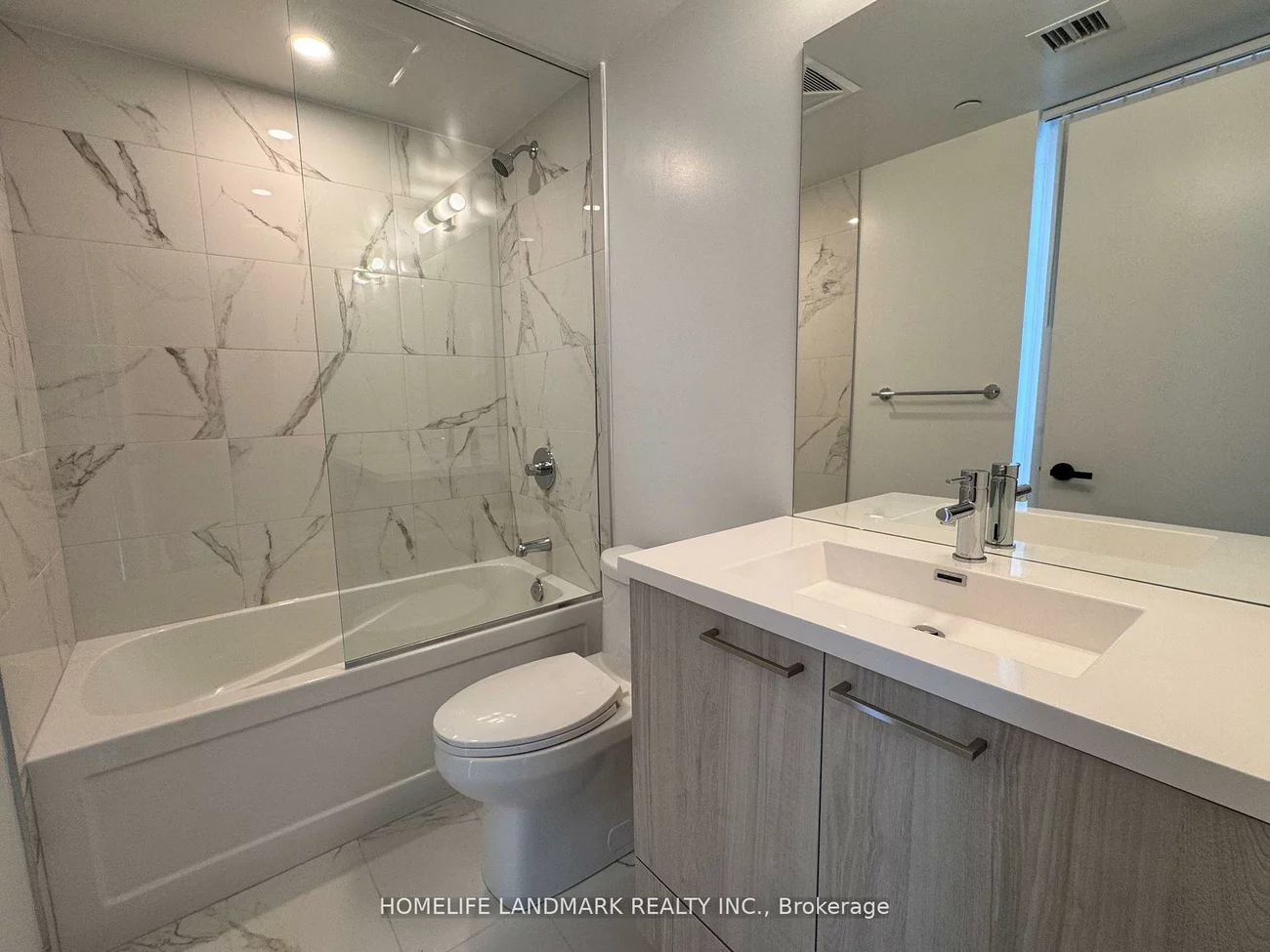 195, Commerce, Vaughan Corporate Centre, Vaughan