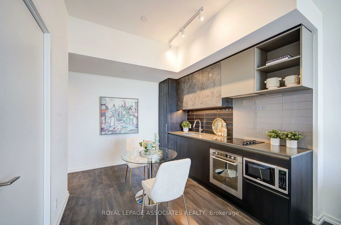 1000, Portage, Concord, Vaughan