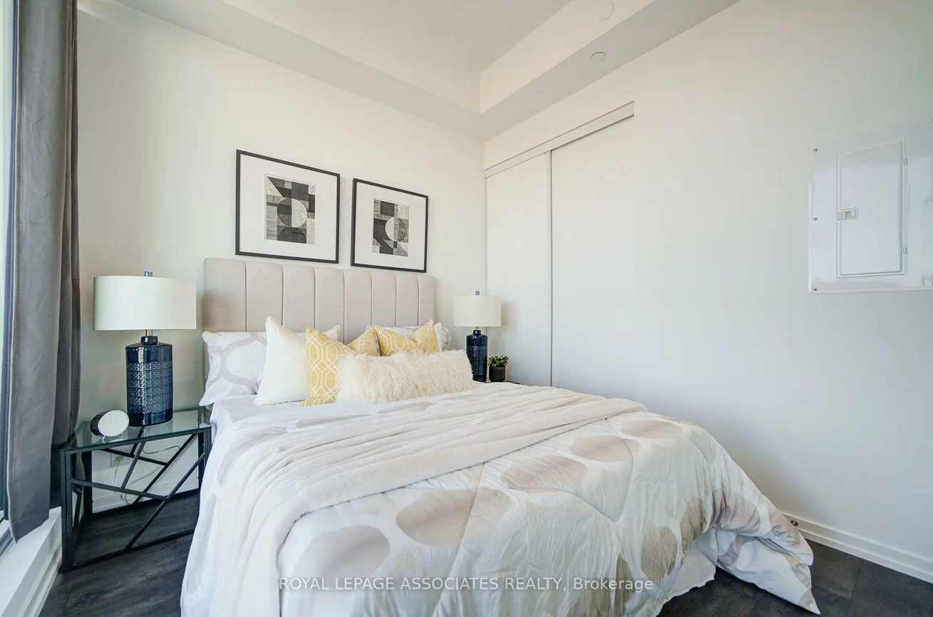 1000, Portage, Concord, Vaughan