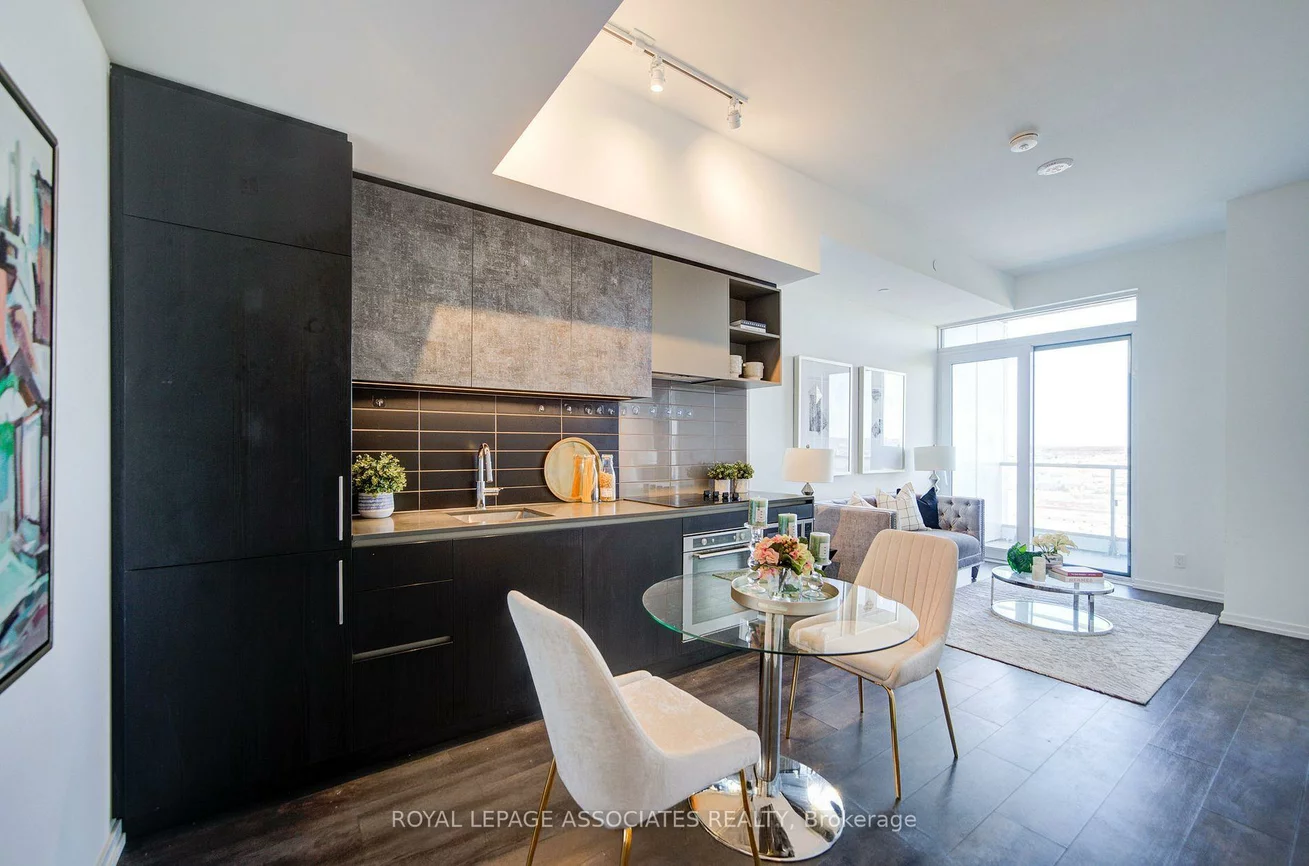 1000, Portage, Concord, Vaughan