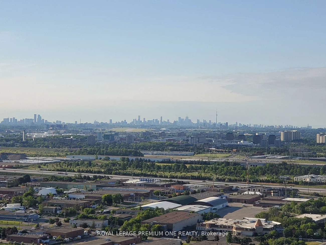 950, Portage, Vaughan Corporate Centre, Vaughan