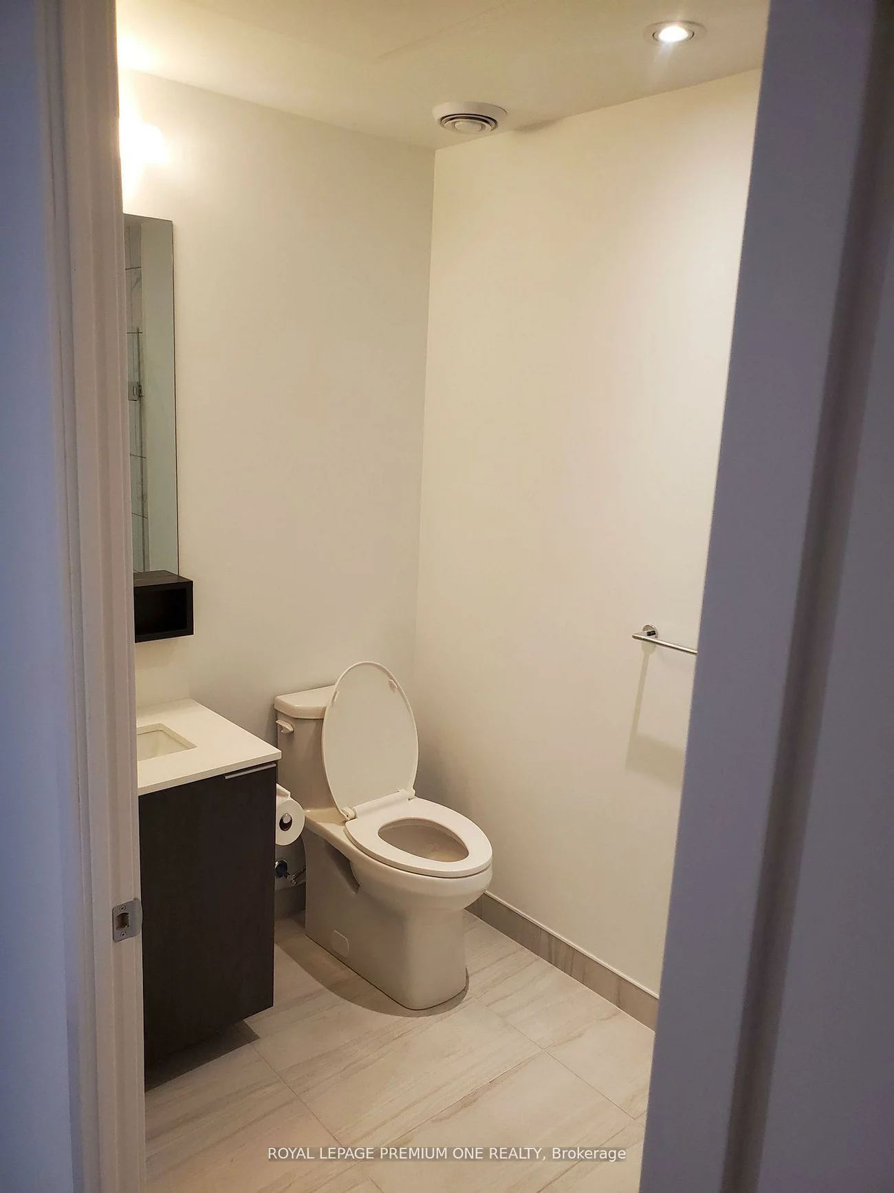 950, Portage, Vaughan Corporate Centre, Vaughan