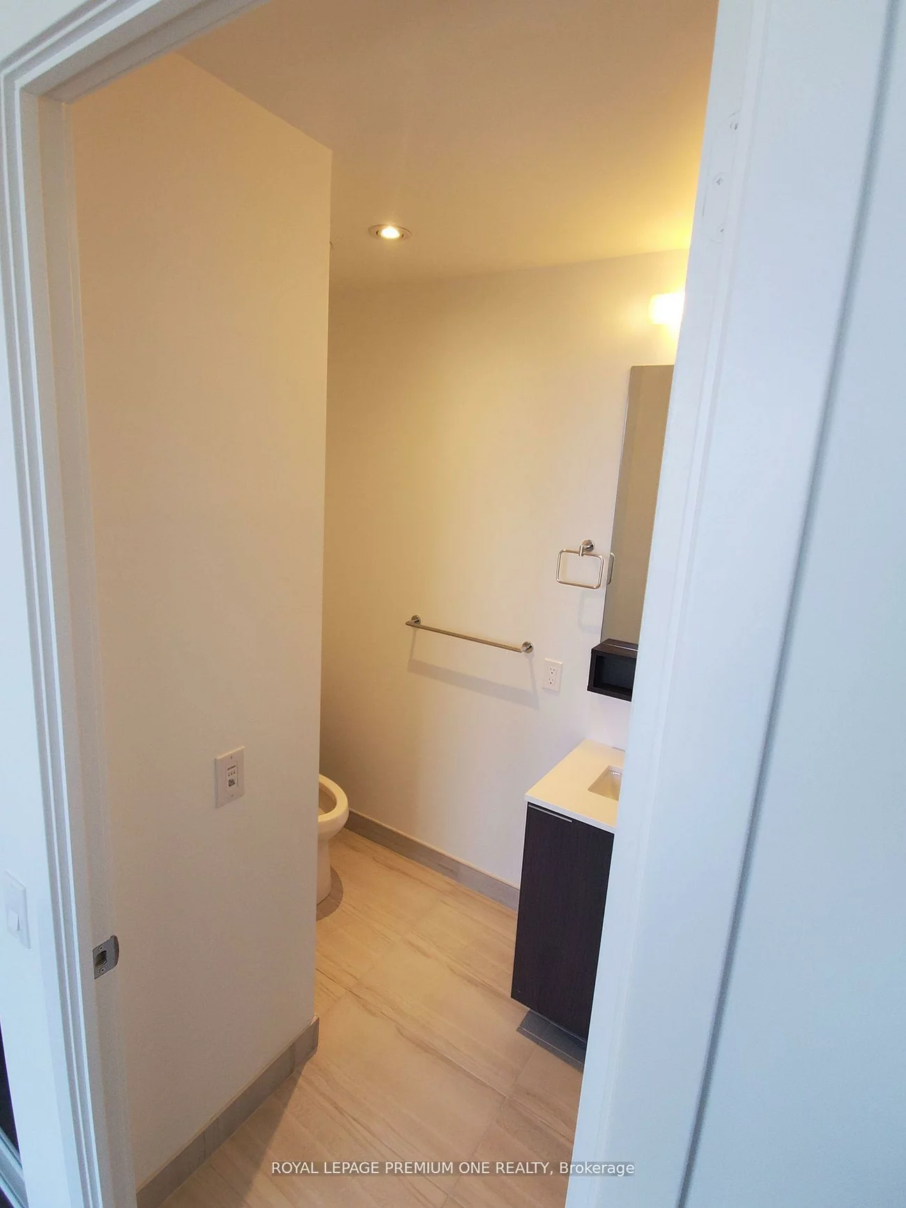 950, Portage, Vaughan Corporate Centre, Vaughan