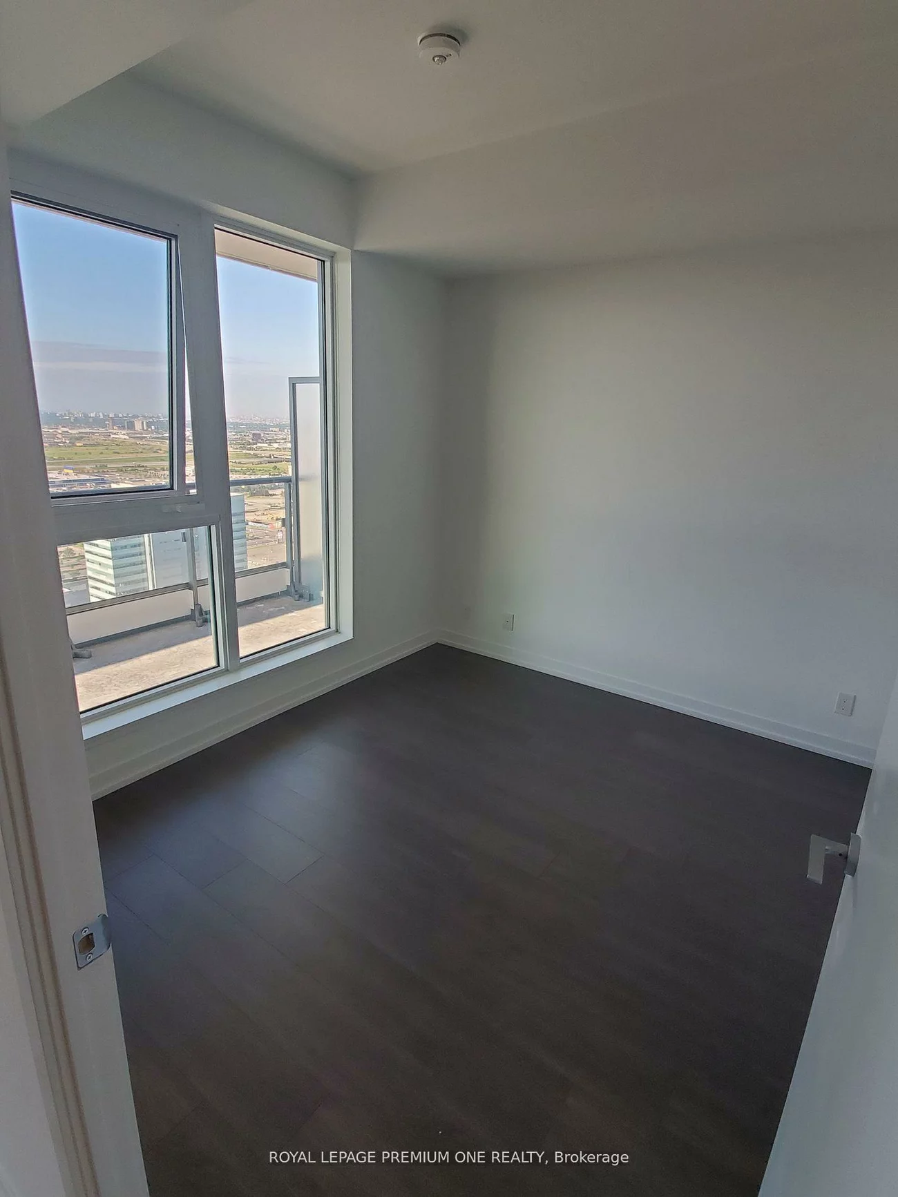 950, Portage, Vaughan Corporate Centre, Vaughan