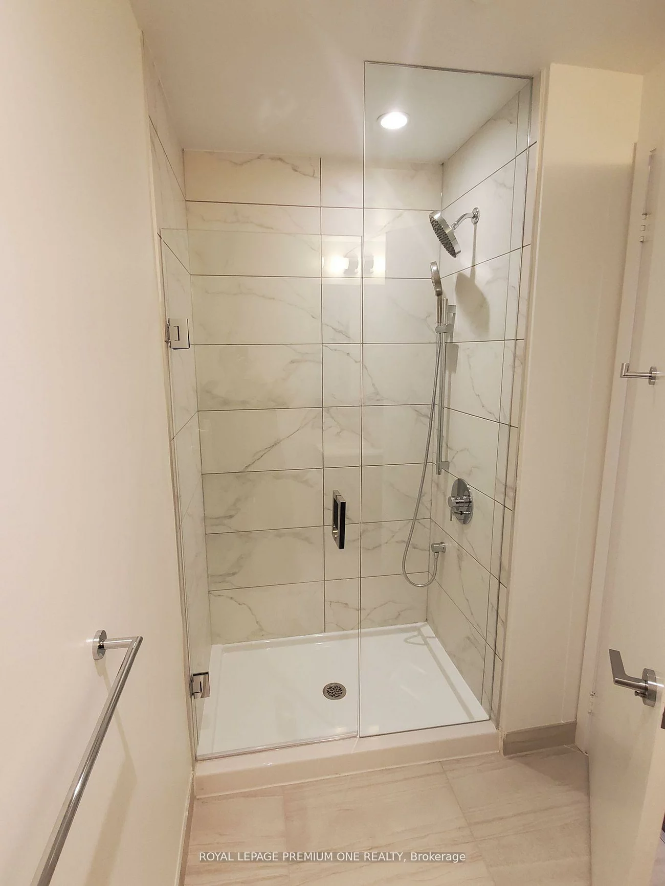 950, Portage, Vaughan Corporate Centre, Vaughan