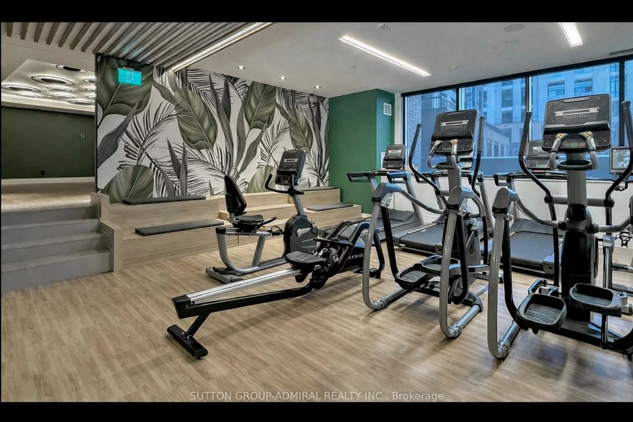 7950, Bathurst, Beverley Glen, Vaughan