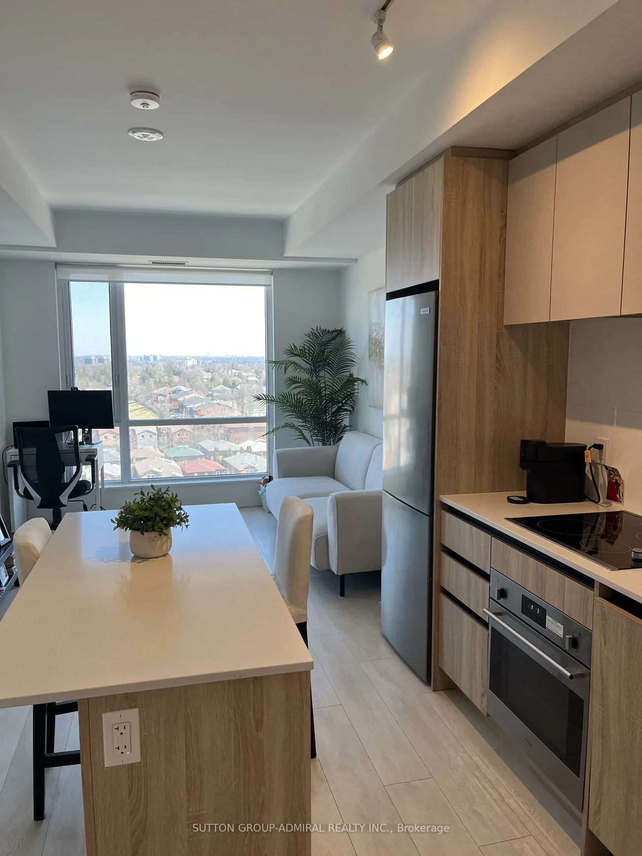 7950, Bathurst, Beverley Glen, Vaughan