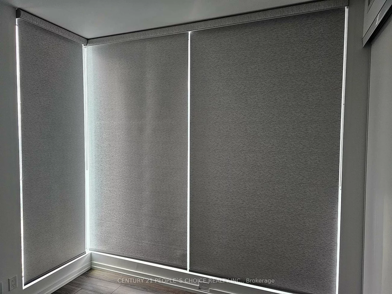 1000, Portage, Vaughan Corporate Centre, Vaughan