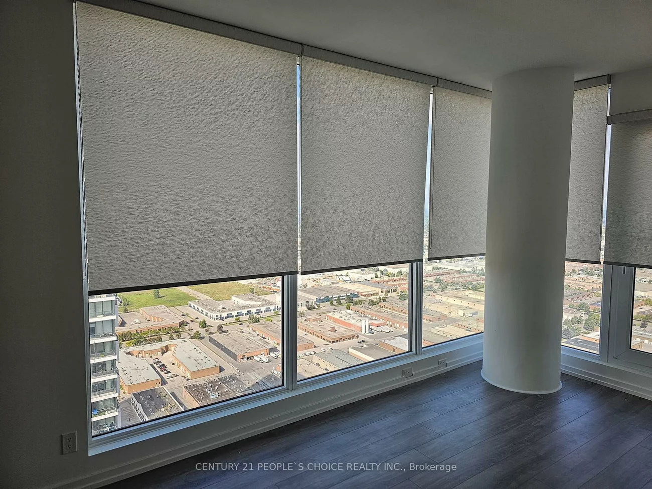 1000, Portage, Vaughan Corporate Centre, Vaughan