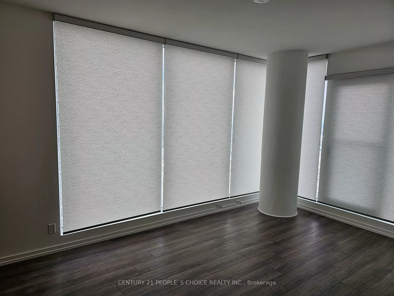 1000, Portage, Vaughan Corporate Centre, Vaughan