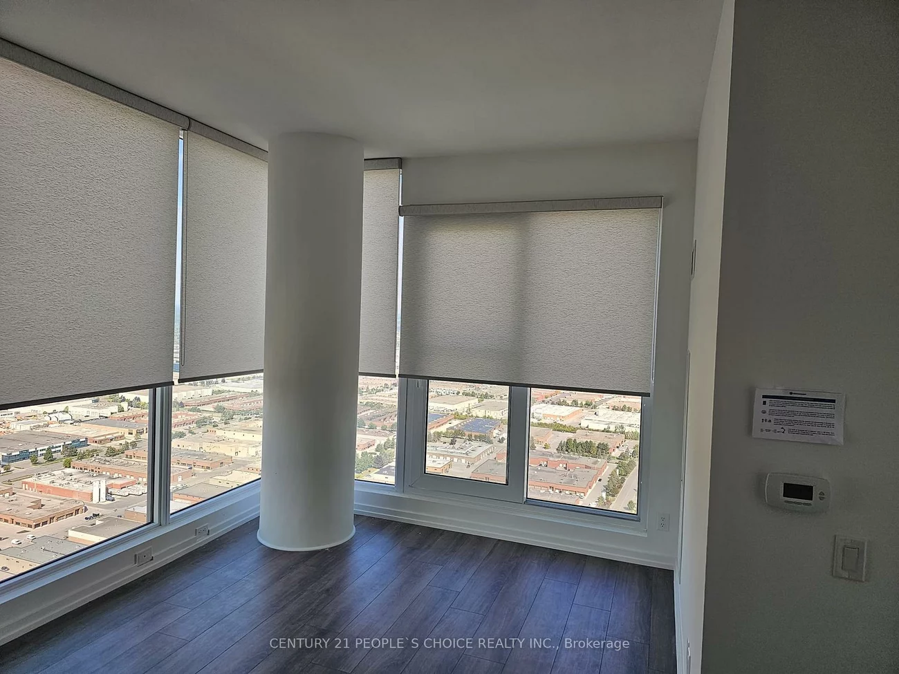 1000, Portage, Vaughan Corporate Centre, Vaughan