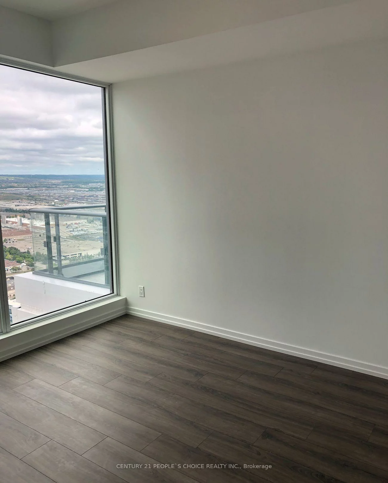 1000, Portage, Vaughan Corporate Centre, Vaughan