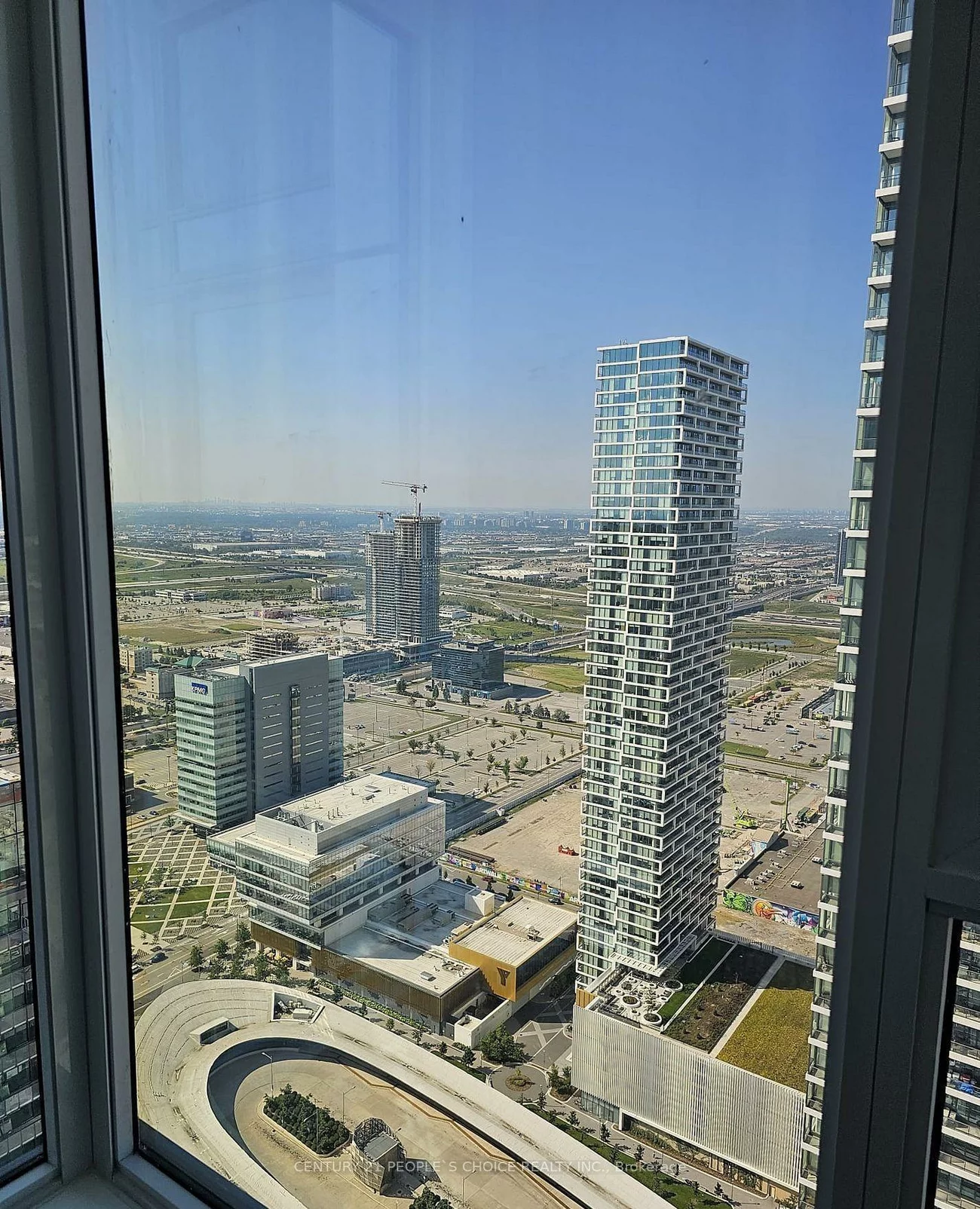 1000, Portage, Vaughan Corporate Centre, Vaughan