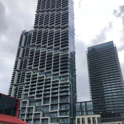 1000, Portage, Vaughan Corporate Centre, Vaughan