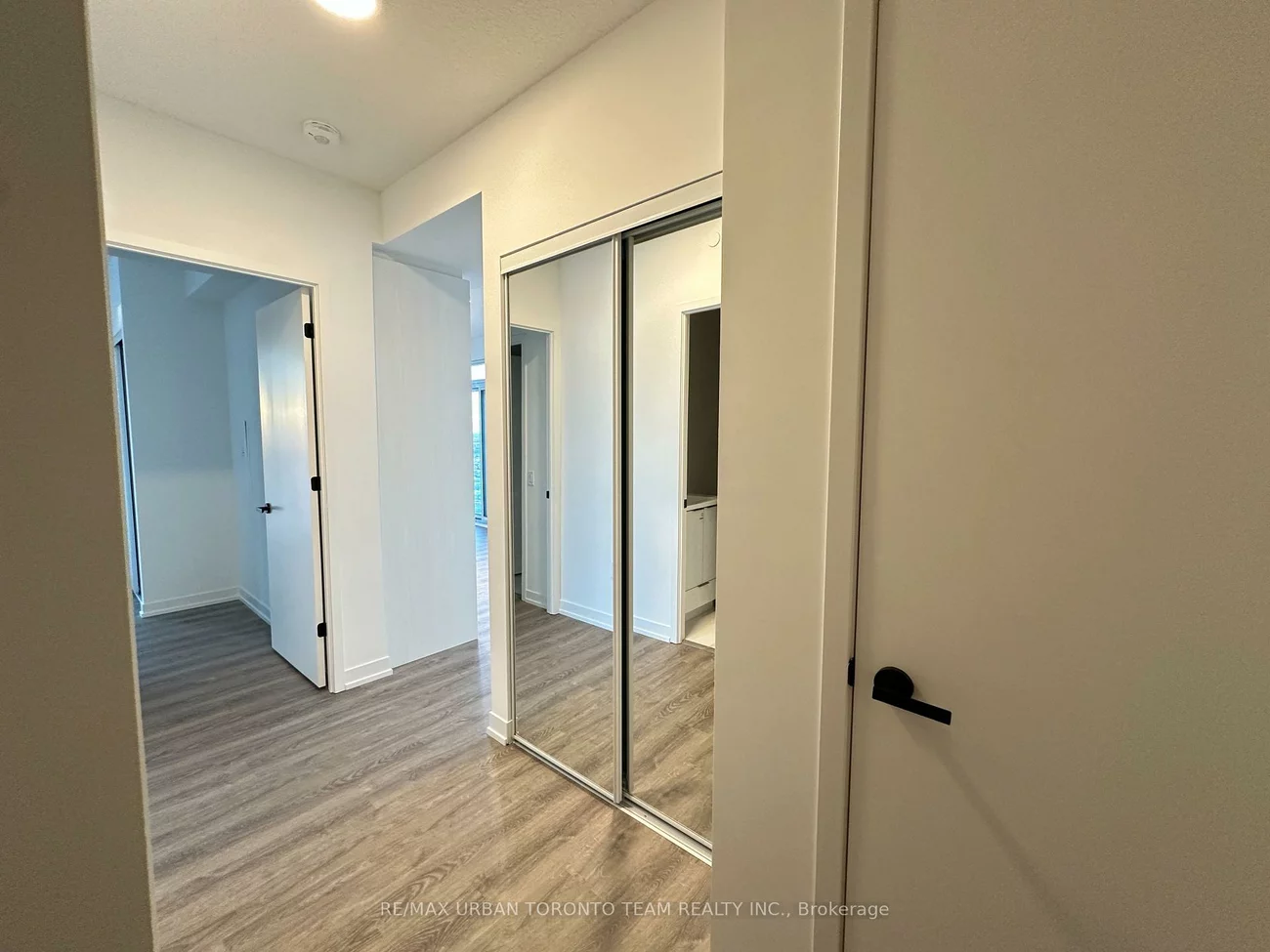 8, Interchange, Vaughan Corporate Centre, Vaughan