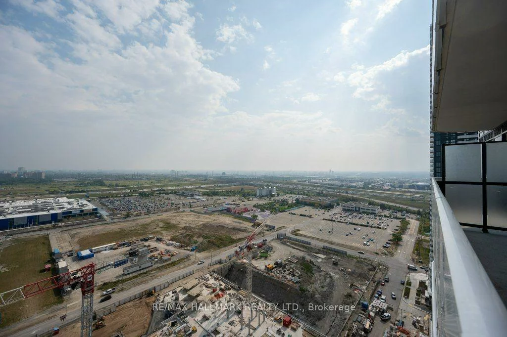 28, Interchange, Vaughan Corporate Centre, Vaughan