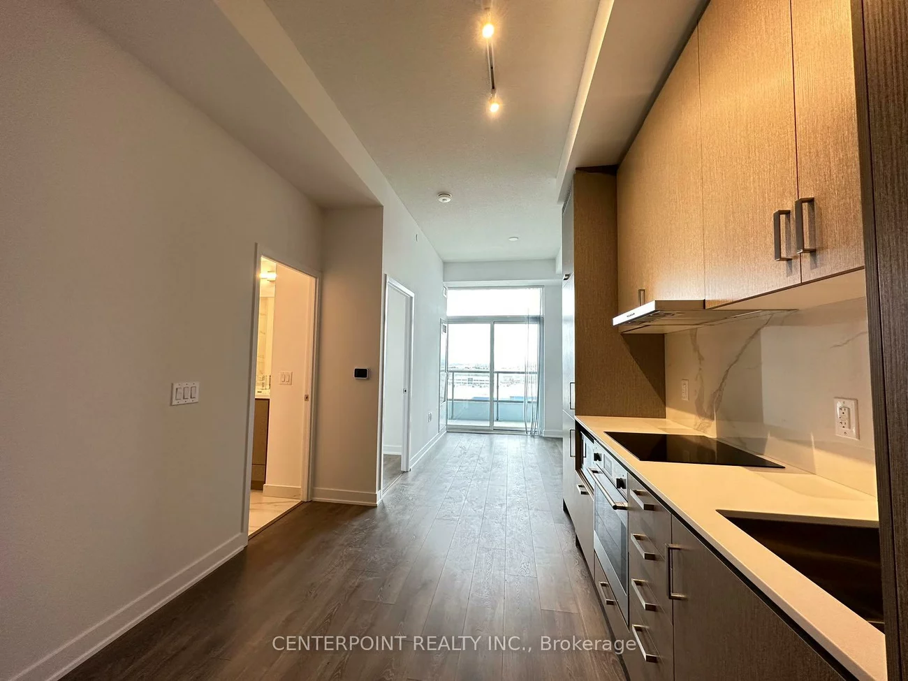 60, Honeycrisp, Vaughan Corporate Centre, Vaughan