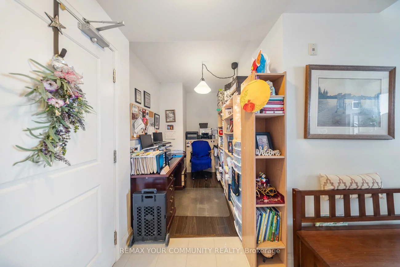 24, Woodstream, Vaughan Grove, Vaughan