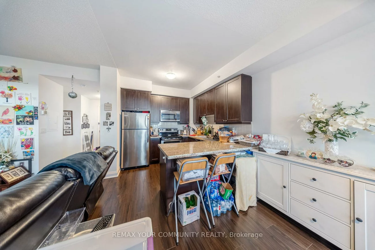 24, Woodstream, Vaughan Grove, Vaughan
