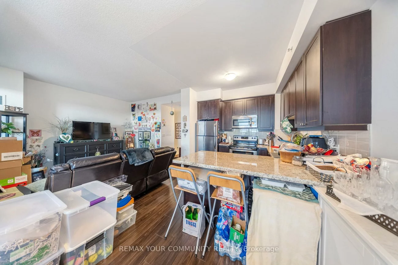 24, Woodstream, Vaughan Grove, Vaughan