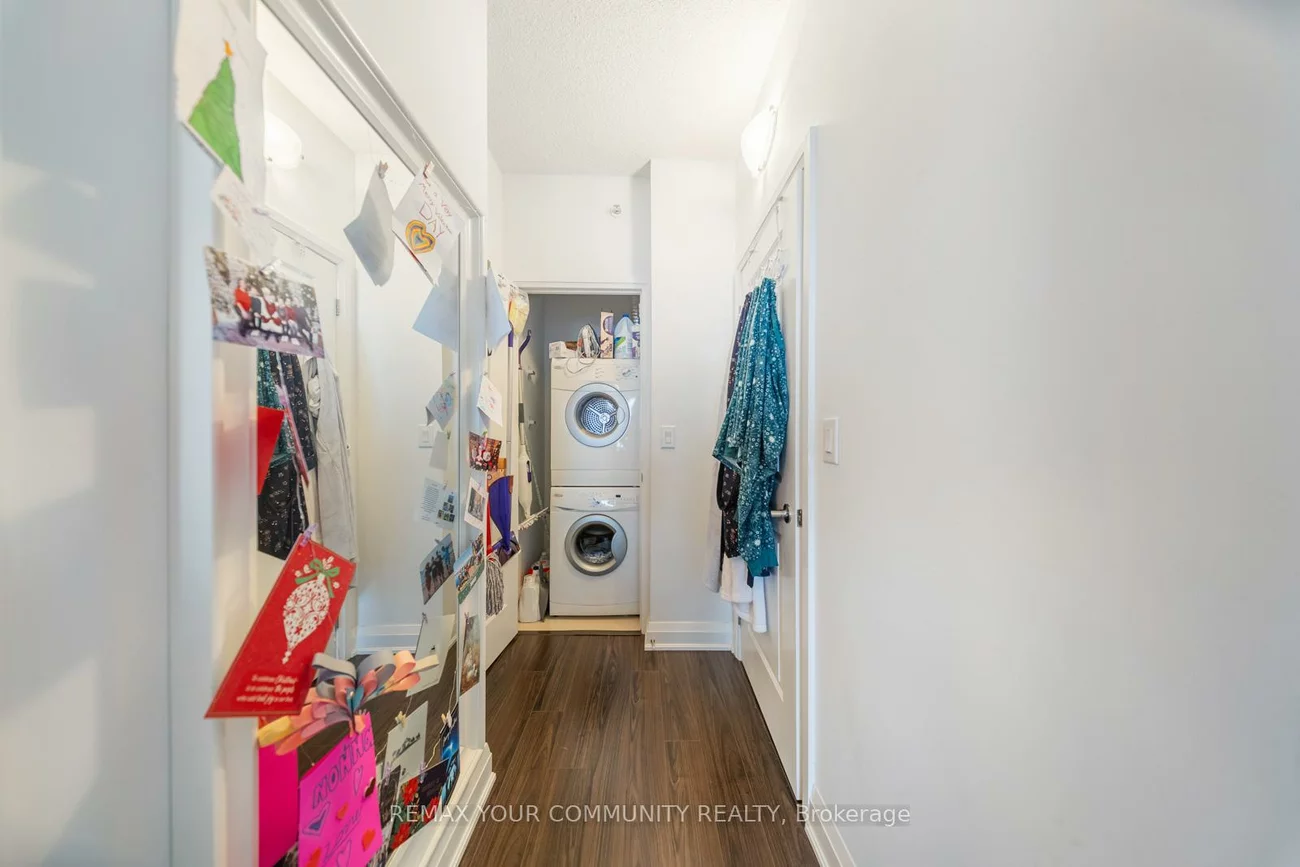 24, Woodstream, Vaughan Grove, Vaughan