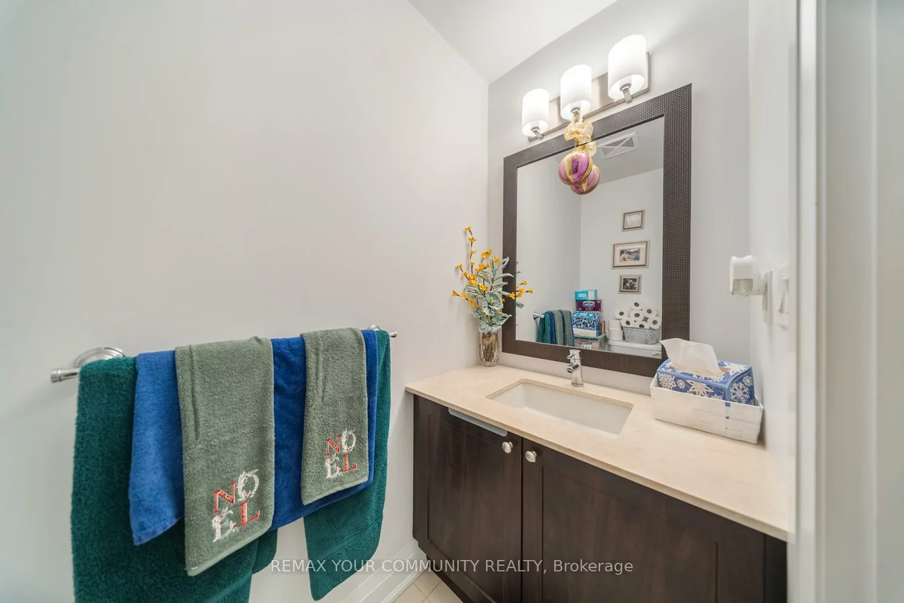 24, Woodstream, Vaughan Grove, Vaughan