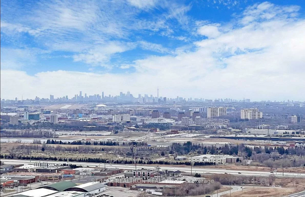 898, Portage, Vaughan Corporate Centre, Vaughan