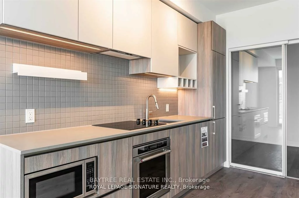 950, Portage, Vaughan Corporate Centre, Vaughan