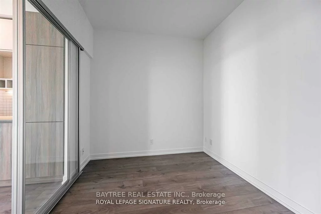 950, Portage, Vaughan Corporate Centre, Vaughan
